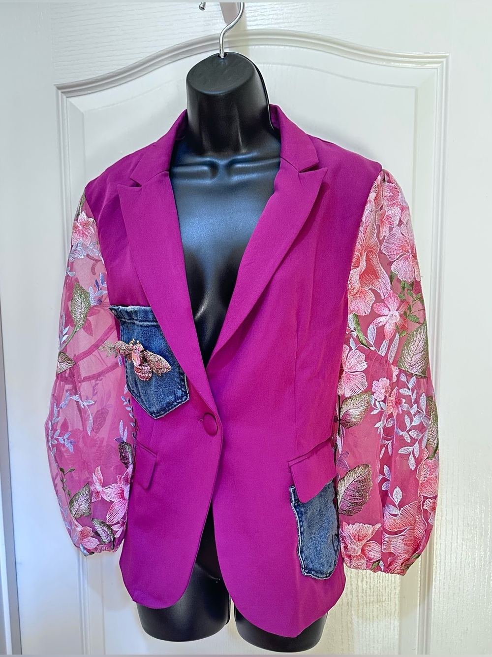 Upcycled Womens Magenta Blazer with Embroidered Sheer Floral Sleeves size L - Picture 7 of 8